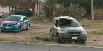 Una mujer lesionada en volcadura sobre Periférico Oriente