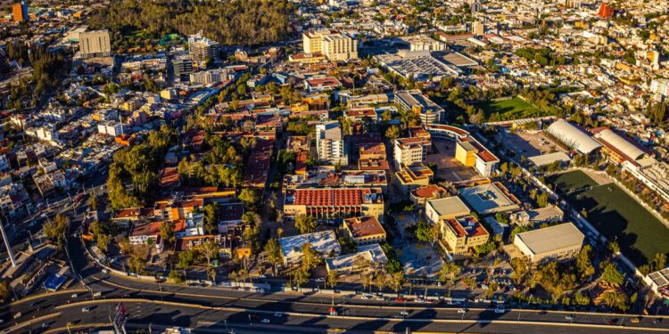 Viernes mayormente nublado en San Luis Potosí