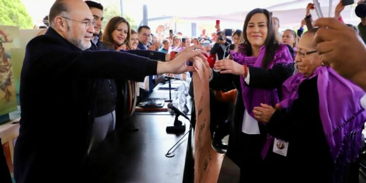 Cabildo Municipal formaliza y reconoce a El Saucito como barrio de San Luis Capital
