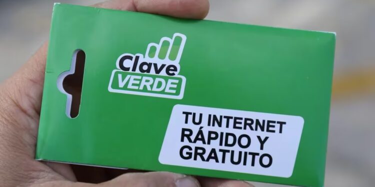 ¿Cómo sacar el chip clave verde para internet gratuito?