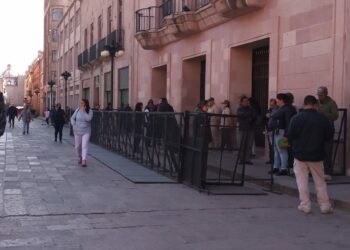 Taxistas buscaban manifestarse el Congreso