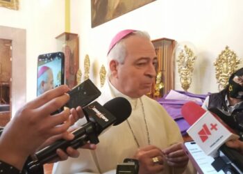 Arzobispo de SLP defendió los matrimonios por la iglesia