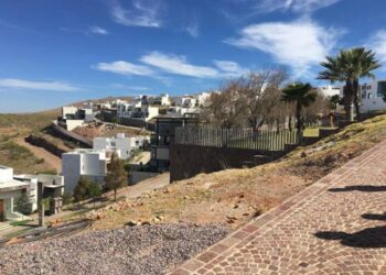 SER del Pedregal abusa de los colonos en Sierrazul