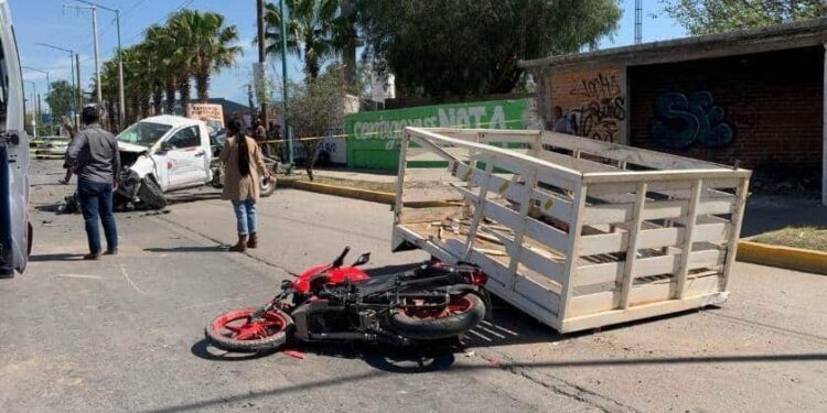 VIDEO: Vehículo que cayó de grúa provocó terrible accidente en la ´57