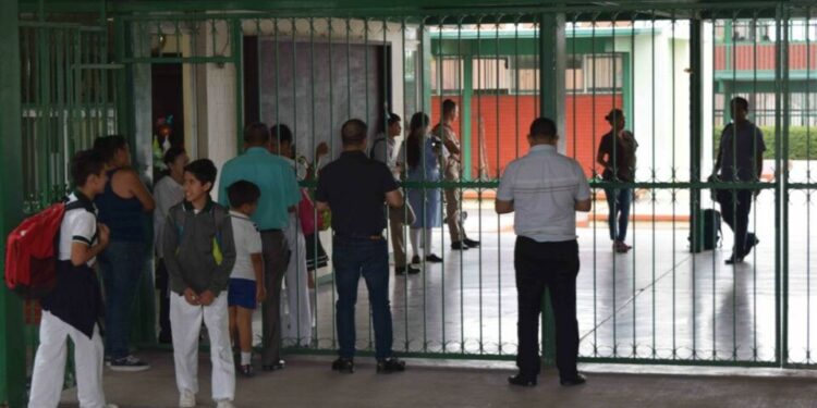 VIDEO: Por hechos de inseguridad se suspendieron clases en Rayón: SEGE