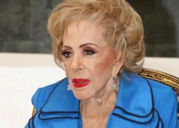 Hospitalizan de emergencia a Silvia Pinal