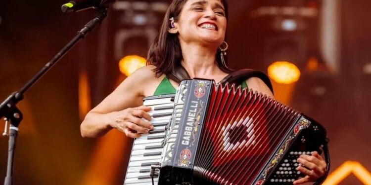 Confirman a Julieta Venegas para dar concierto gratuito en el Zócalo