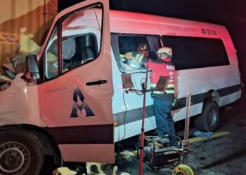 Al menos 10 muertos por accidente en supercarretera Rioverde-SLP