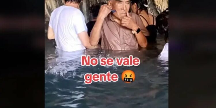 VIDEO: Hombre se rasura en Grutas de Tolantongo; internautas reaccionan