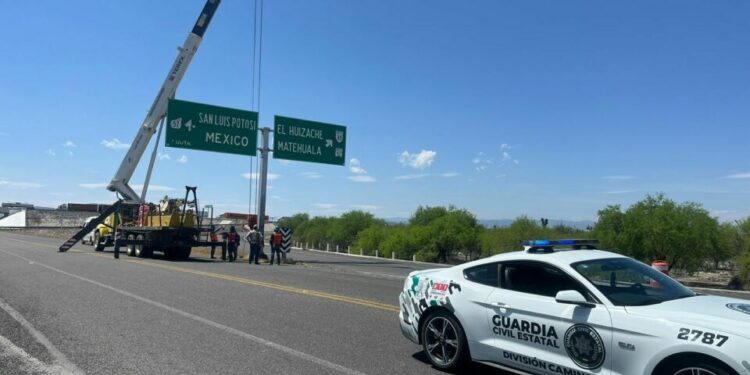 División de caminos de GCE coordinará cierres carreteros por traslado de reactores