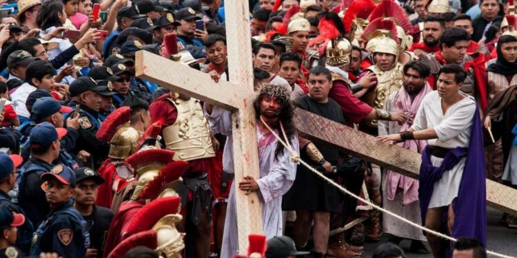 Dónde ver en vivo la representación de la Pasión de Cristo en Iztapalapa 2024