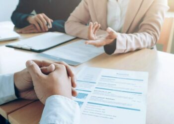 Casi 70% de empresas están de acuerdo con reducir jornada laboral