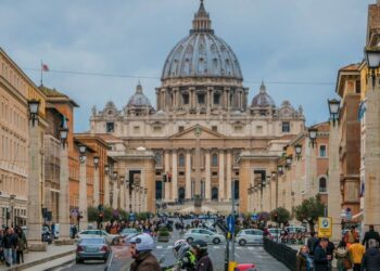 El Vaticano expulsa a 18 religiosos belgas culpables de abusos sexuales