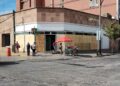 VIDEO: Tapizan edificios públicos y algunos negocios por marcha del M8