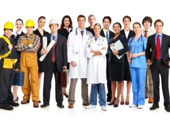 Las 5 carreras con un mayor número de profesionistas en México