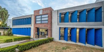 Caída de estructura en la Facultad de Estomatología deja 9 personas lesionadas