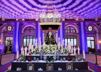 Inauguraron el Altar de Dolores en Palacio de Gobierno