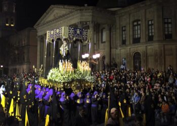 Procesión del silencio: Fe y devoción en Semana Santa