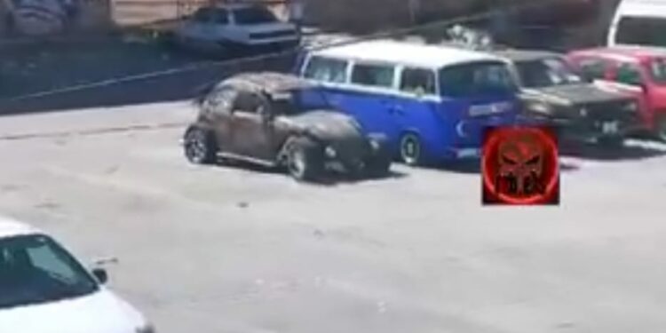 VIDEO: Balacera en Residencial del Bosque