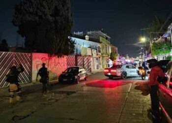 VIDEO: Cae de un segundo piso el presunto asesino de tapicero en la Colonia Azteca