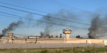 VIDEOS: Arde penal de La Pila por motín; reportan dos muertos
