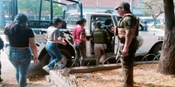 Rescatan a dos adolescentes de secuestro virtual