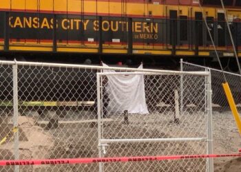 VIDEO: Tragedia en la Colonia San Felipe: Hombre atropellado por tren
