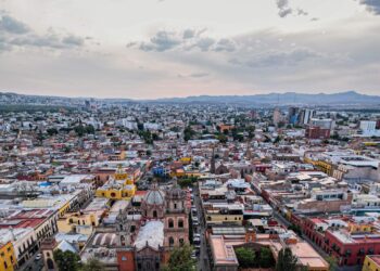 Lunes parcialmente nublado en la capital potosina