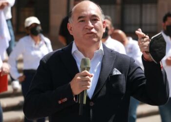 Denuncia Enrique Galindo guerra sucia en su contra en redes