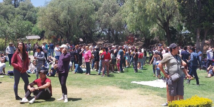 VIDEO: Potosinos disfrutan del eclipse en el Ecomuseo del Parque Tangamanga
