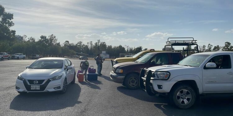 Se encuentran cerca de 80 personas realizando labores de combate contra los incendios forestales que hay en la Sierra de San Miguelito.