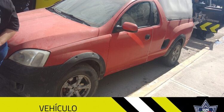 Localizan dos vehículos con reporte de robo vigente