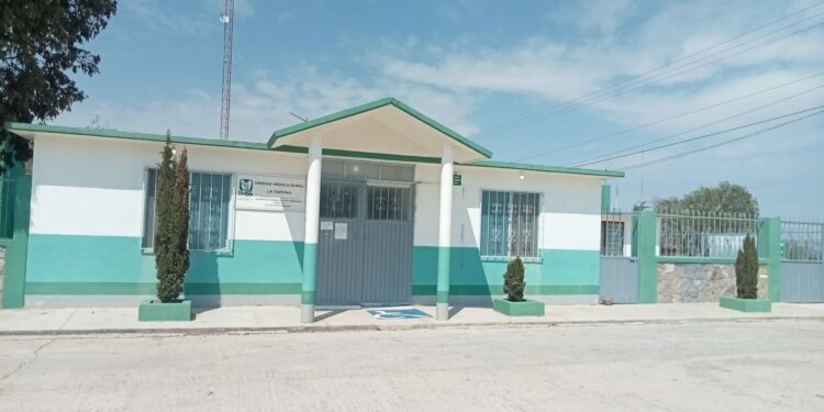 Cierran centro de salud del IMSS Bienestar por falta de presupuesto