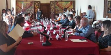 Cabildo autoriza solicitud de licencia de Enrique Galindo