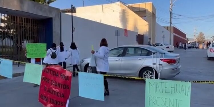 Denuncian despido injustificado de peritos de la fiscalía