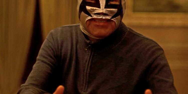 Danza y lucha libre en el museo del Ferrocarril