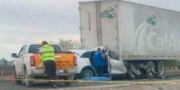Dos muertos y un herido, deja accidente en la ‘57