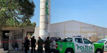 Hallan a hombre asesinado en finca abandonada