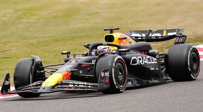 Max Verstappen se queda la pole en Suzuka