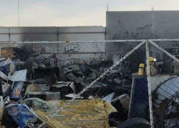 Se quema bodega de Sanmy en Salvador Nava y Escandón