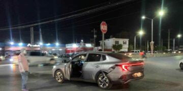 Choque por Alcance en Carretera Zacatecas y Periférico en noche de domingo