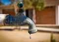 Tres escuelas con clases virtuales en la capital por falta de agua: SEER