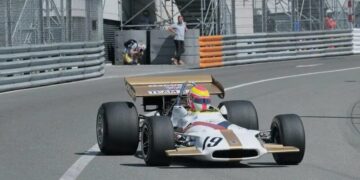 Adrián Fernández se retira del Gran Premio Histórico de Mónaco