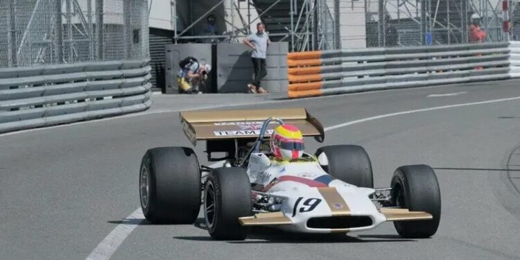 Adrián Fernández se retira del Gran Premio Histórico de Mónaco