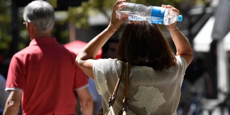 Gobernador confirma cinco posibles casos de golpe de calor