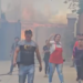 VIDEO: Incendio consume gran parte de conocido restaurante en Villa de Pozos