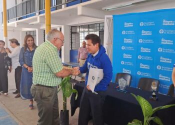 Manuel Alexis, estudiante del SEER es becado en el Tec de Monterrey