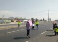 VIDEOS| Bloquean Carretera 57 para exigir apoyo para apagar incendio en Tierra Nueva