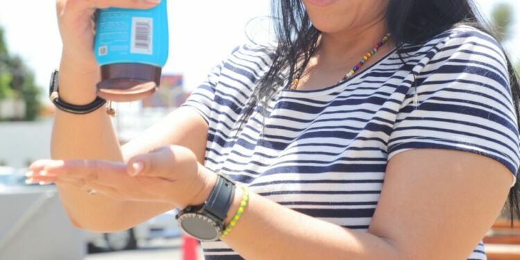 Ante ola de calor, reiteran recomendaciones para evitar riesgos en la salud