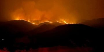 Pese a lluvias, incendio en la Sierra de Bagres aún sigue activo
